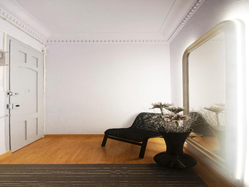 Barcelona 10 - Apartments Ngoại thất bức ảnh